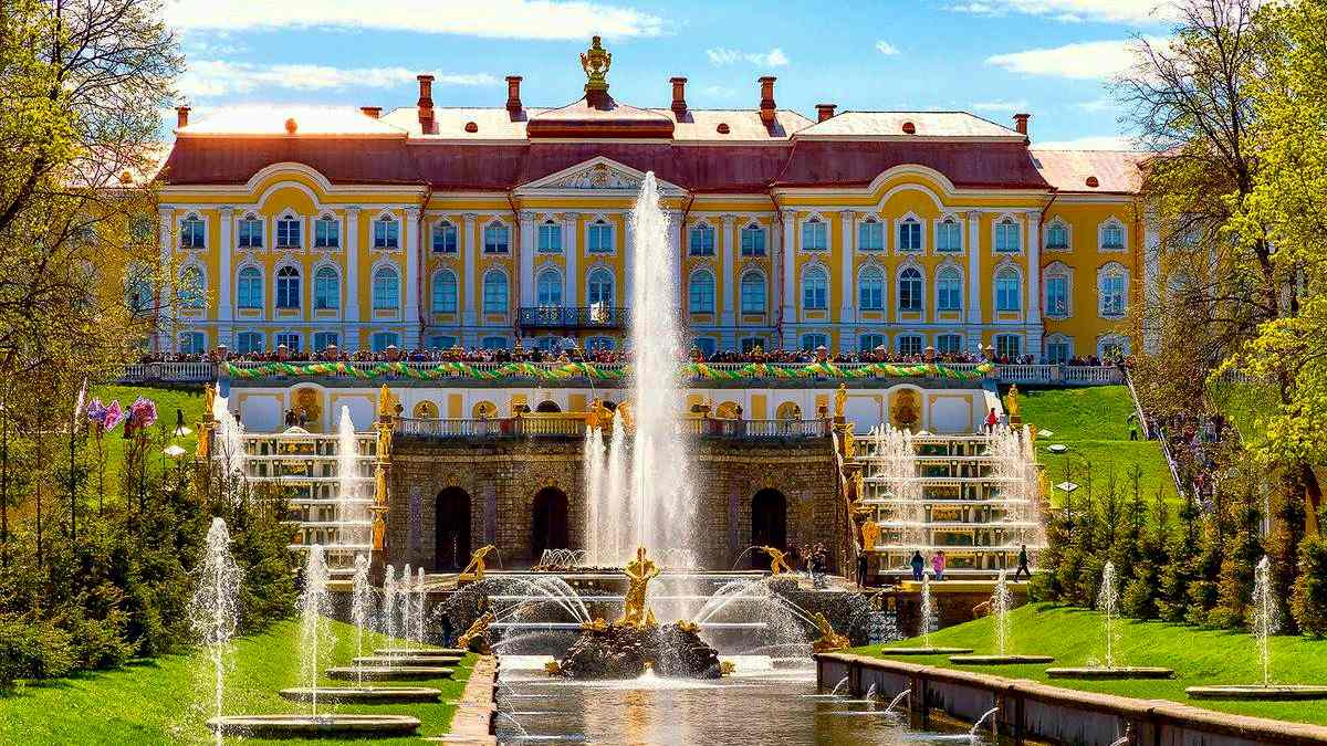 Праздник закрытия фонтанов (ж/д тур)